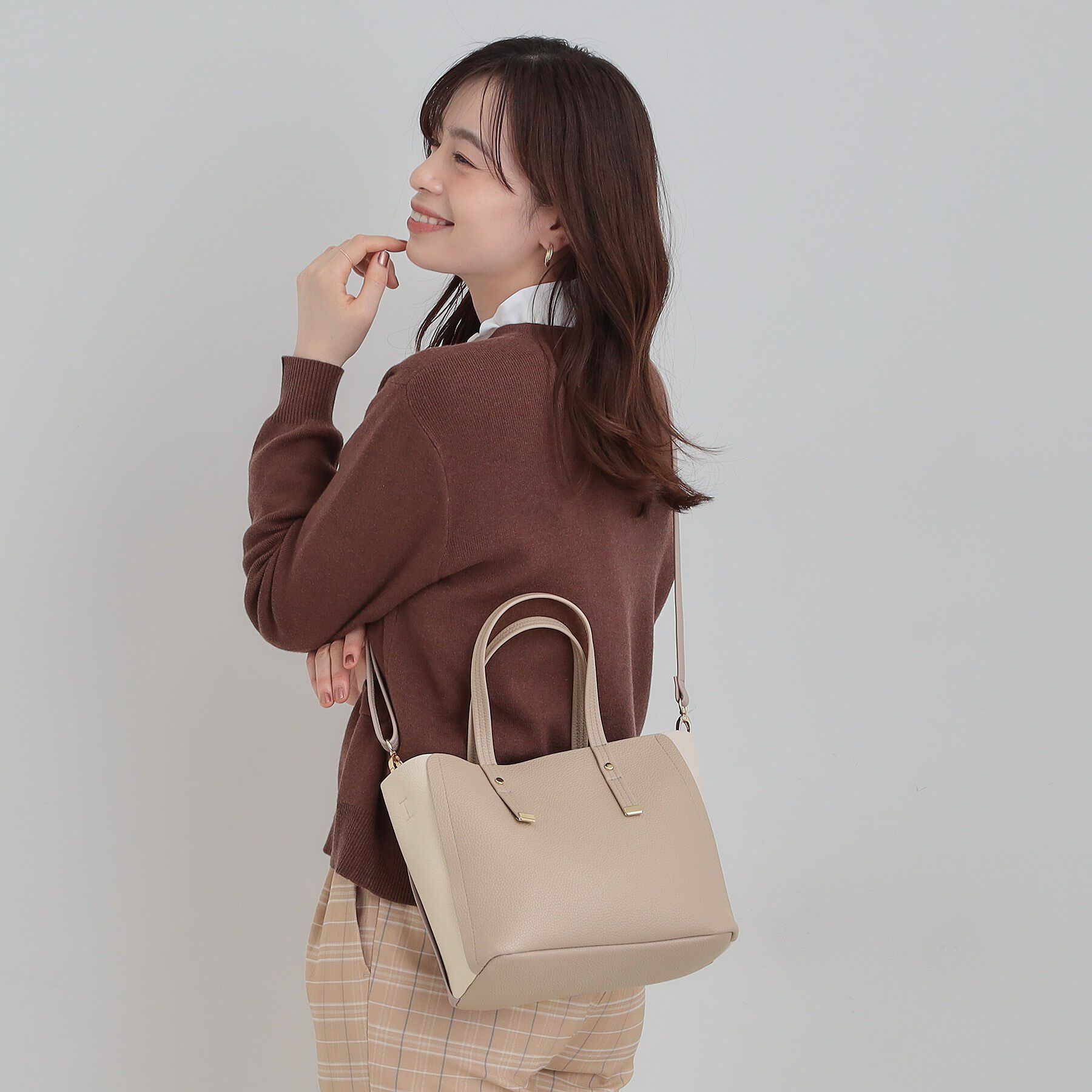 SHOO･LA･RUE「【軽量/2WAY】コーデのアクセントになる　配色トートバッグ」|トートバッグ|ベージュ(552)