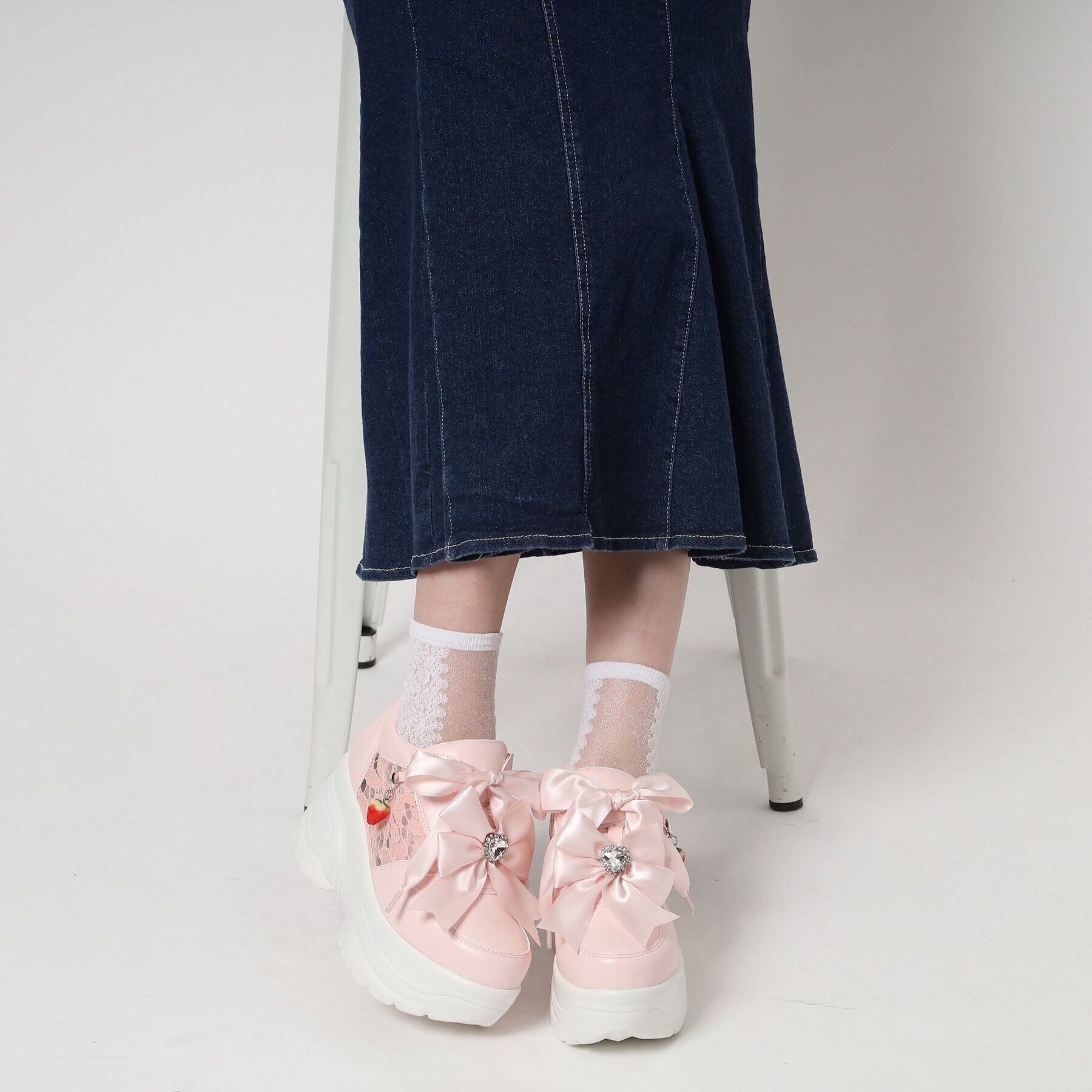 csT&P「取り外し自由♪マルチWAY厚底レースイチゴチャームスニーカー」|スニーカー|