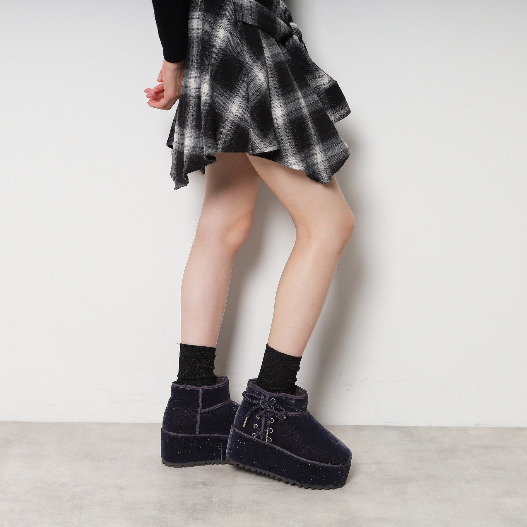 ESPERANZA「【EC先行販売】厚底レースアップリボンフェイクムートンブーツ」|ショートブーツ|