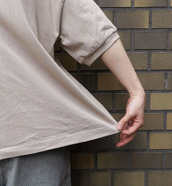 休日と詩「ひだまりのTシャツ」|Tシャツ・カットソー|