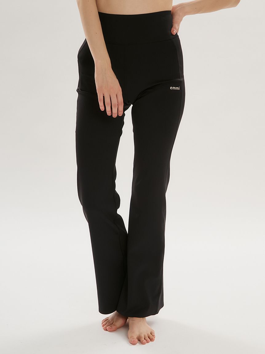 emmi atelier「アクティブフレアレギンス」|その他|