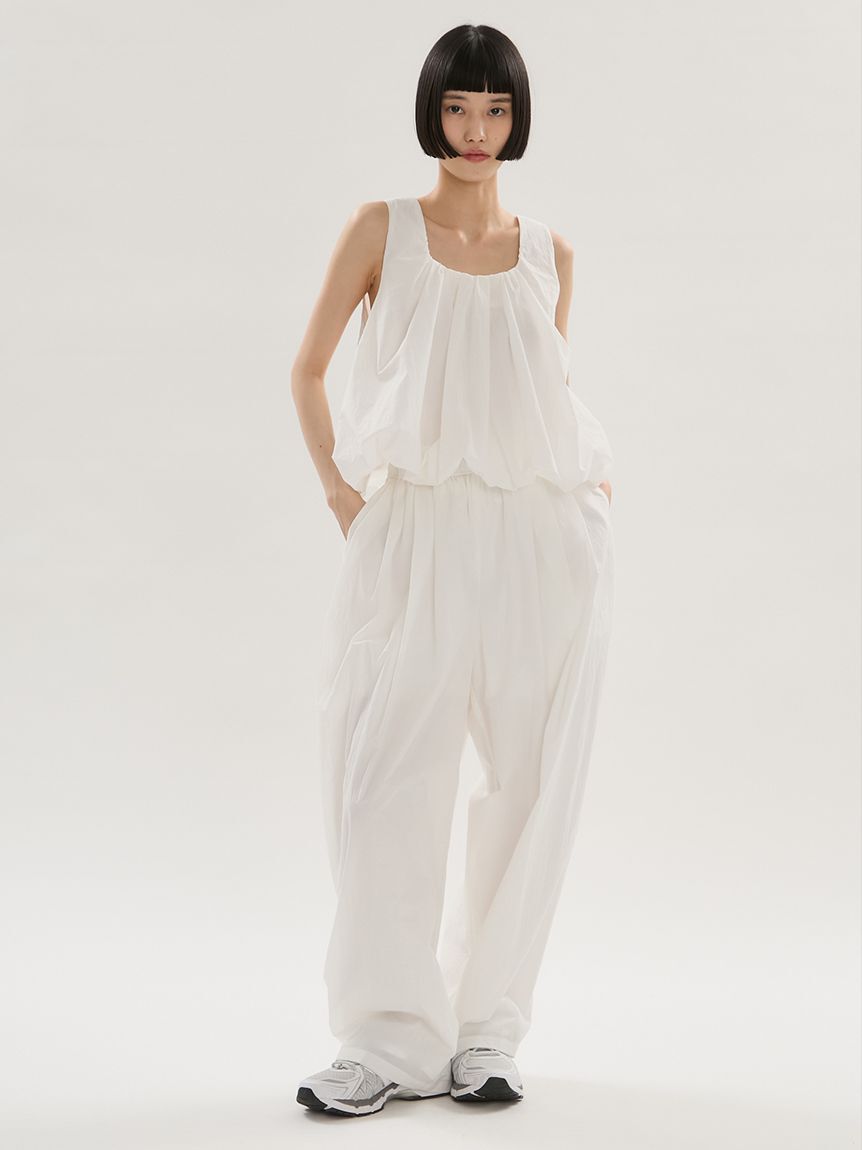 emmi atelier「ワッシャーナイロンタックイージーパンツ【セットアップ対応】」|チノ|WHT