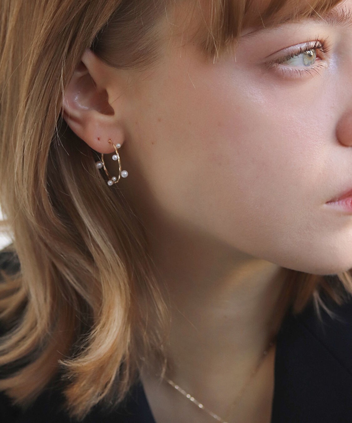  「パール リリー スナップ フープ ピアス| K10YG〈2026 Spring Collection〉」|ピアス|K10 イエローゴールド