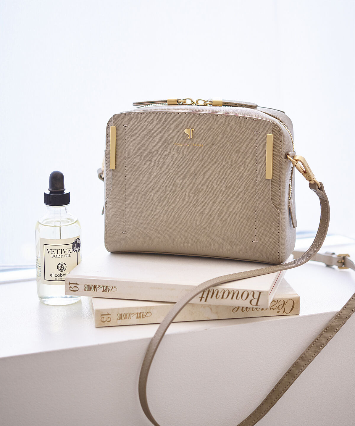 Samantha Thavasa「Pomme d'espoir ポムディスポワール ワンカラーショルダーバッグ」|ショルダー・メッセンジャー|