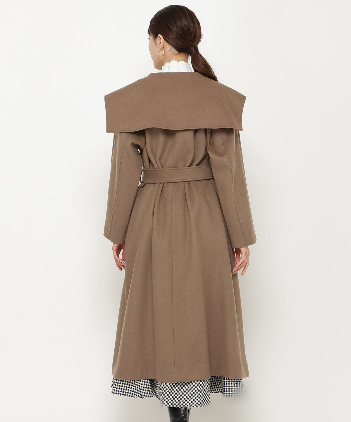 アンドクチュール「ケープカラーロングコート」|ダウン|