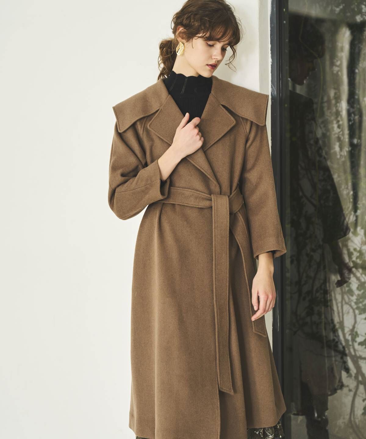 アンドクチュール「ケープカラーロングコート」|ダウン|