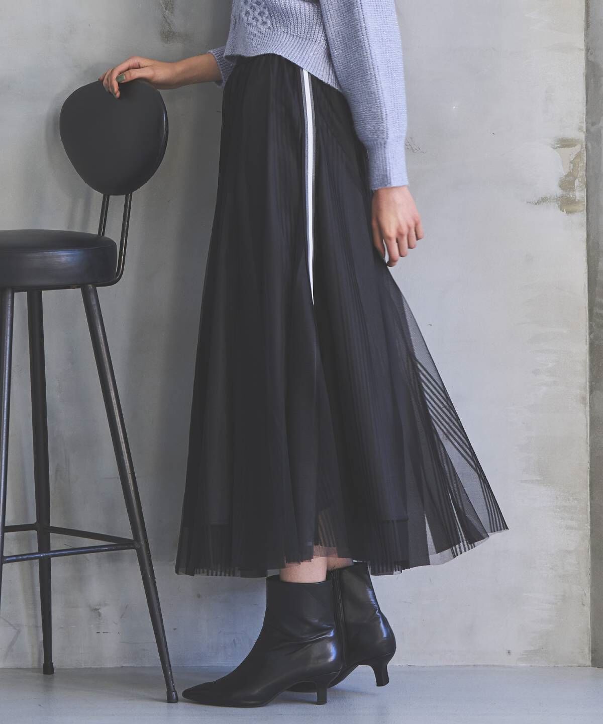 アンドクチュール「ウエストリブサイドラインストライプ&times;チュールロングスカート」|フレア|ブラック