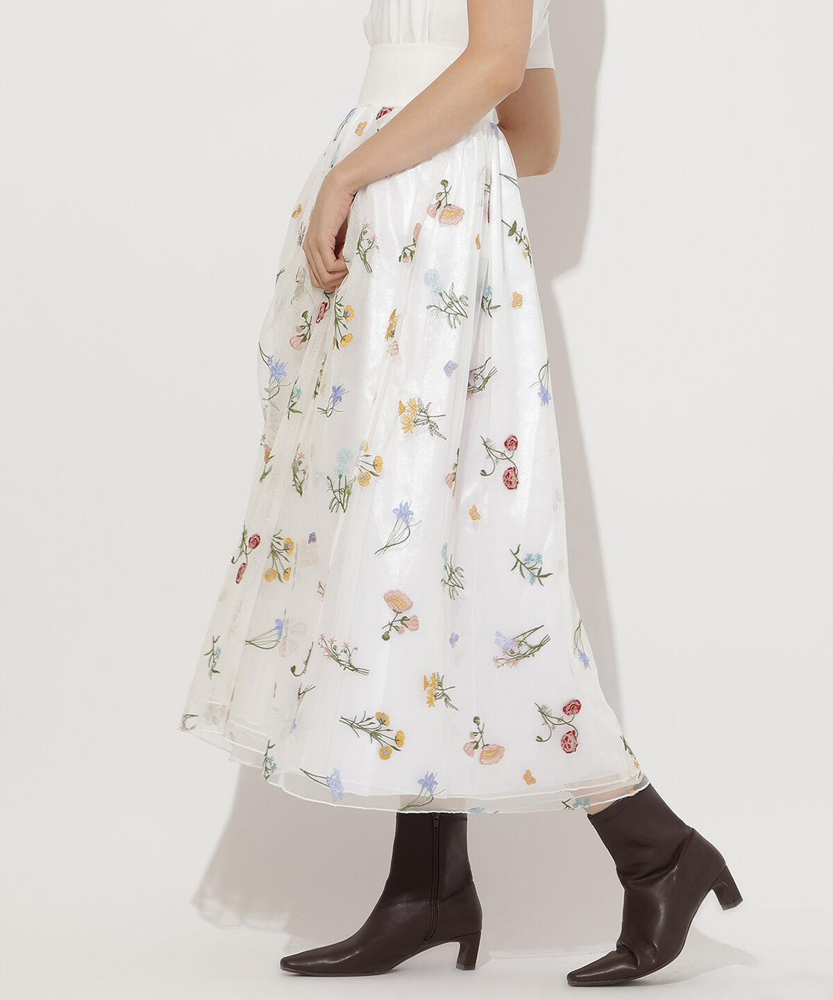 アンドクチュール「ボタニカル柄刺繍チュールスカート」|フレア|