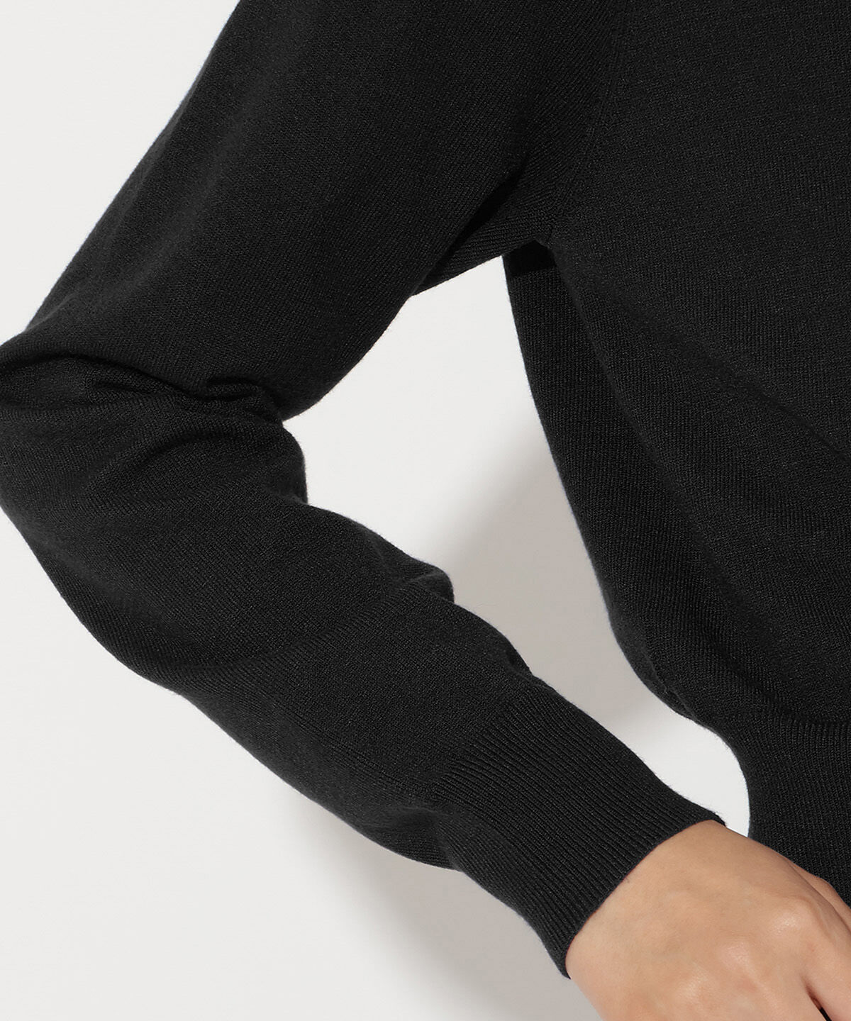 アンドクチュール「ビジューボタンクルーネックカーディガン」|カーディガン|