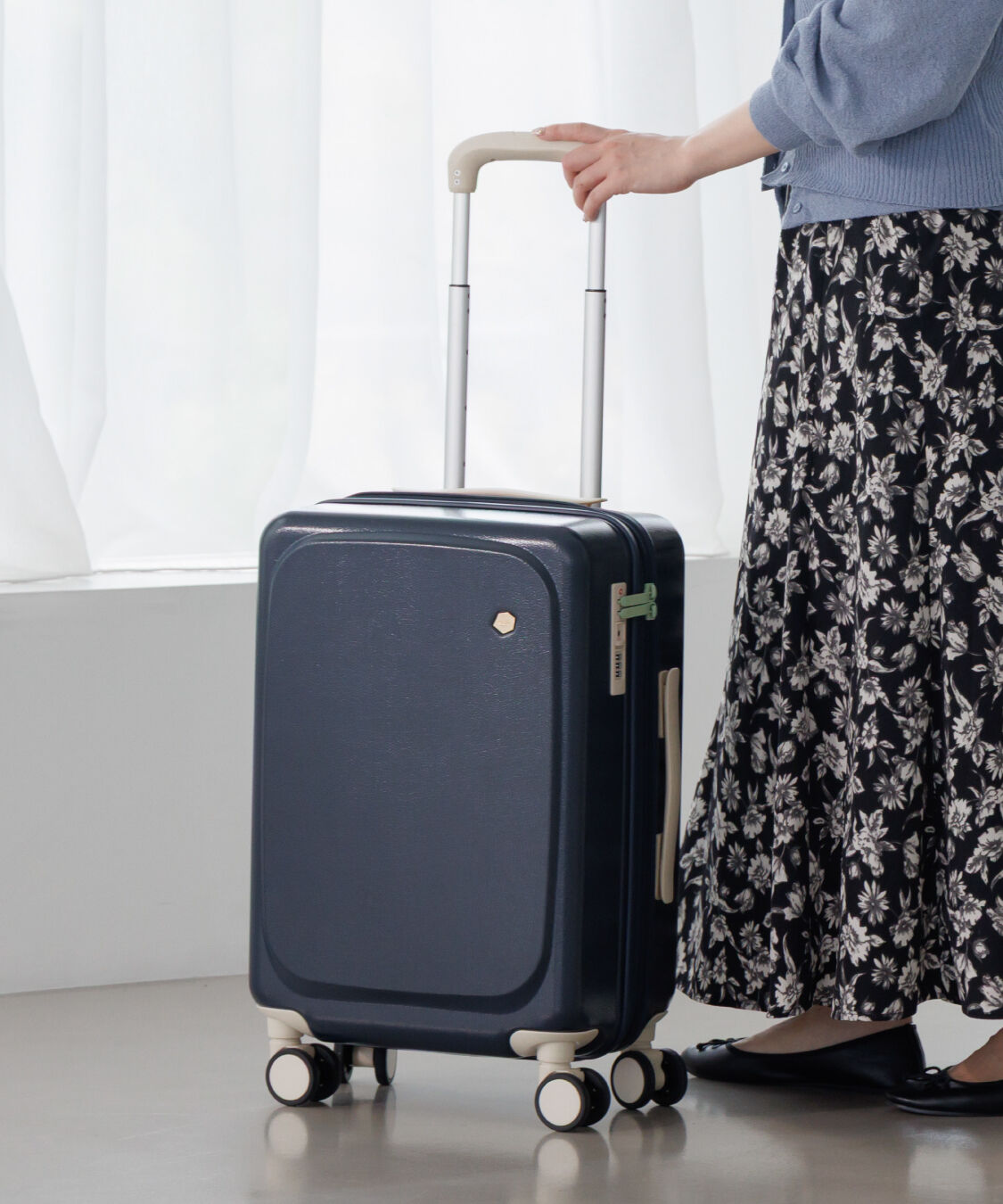 HaNT「HaNT／ハント ポルメロー スーツケース 機内持ち込み 30L 05871」|キャリーケース|ネイビー