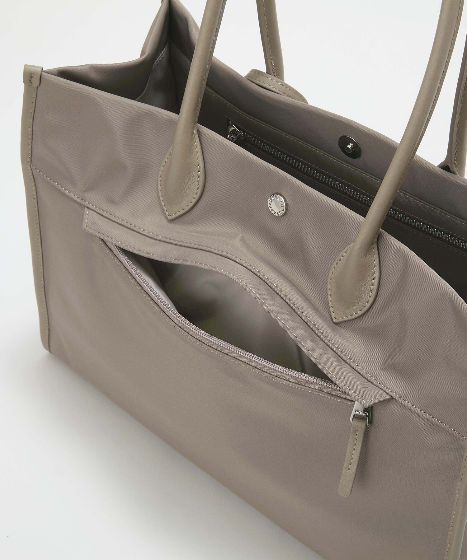 TOPKAPI BREATH「【Breath TOPKAPI】PRIM プリム ナイロン スクエア トートバッグ チャーム付き　A4/ 軽量 【撥水】+-」|トートバッグ|