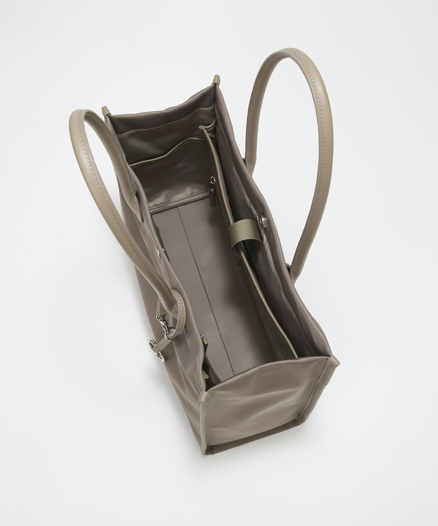 TOPKAPI BREATH「【Breath TOPKAPI】PRIM プリム ナイロン スクエア トートバッグ チャーム付き　A4/ 軽量 【撥水】+-」|トートバッグ|