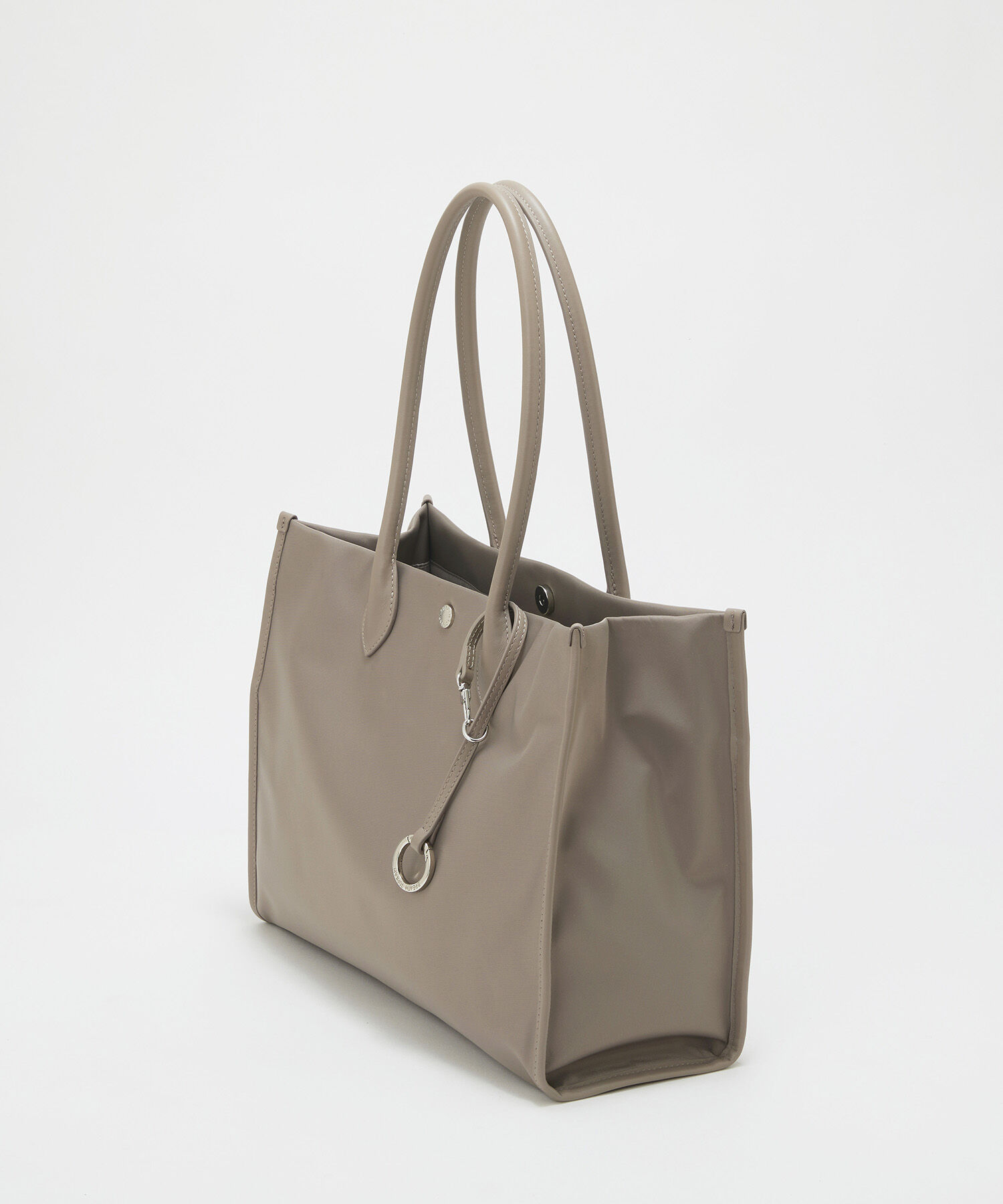 TOPKAPI BREATH「【Breath TOPKAPI】PRIM プリム ナイロン スクエア トートバッグ チャーム付き　A4/ 軽量 【撥水】+-」|トートバッグ|