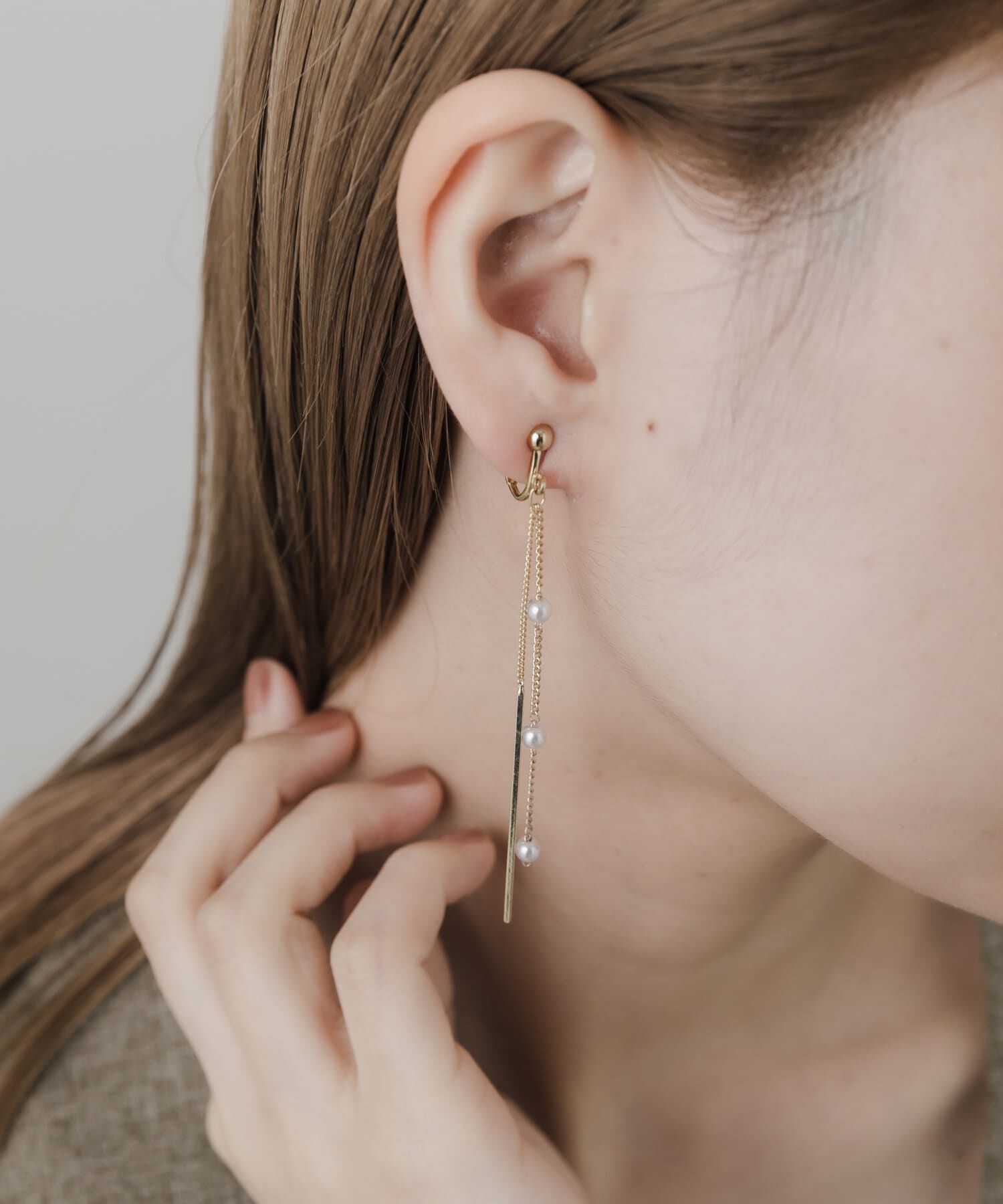 SMELLY「ミニパールチェーンイヤリング」|イヤリング|