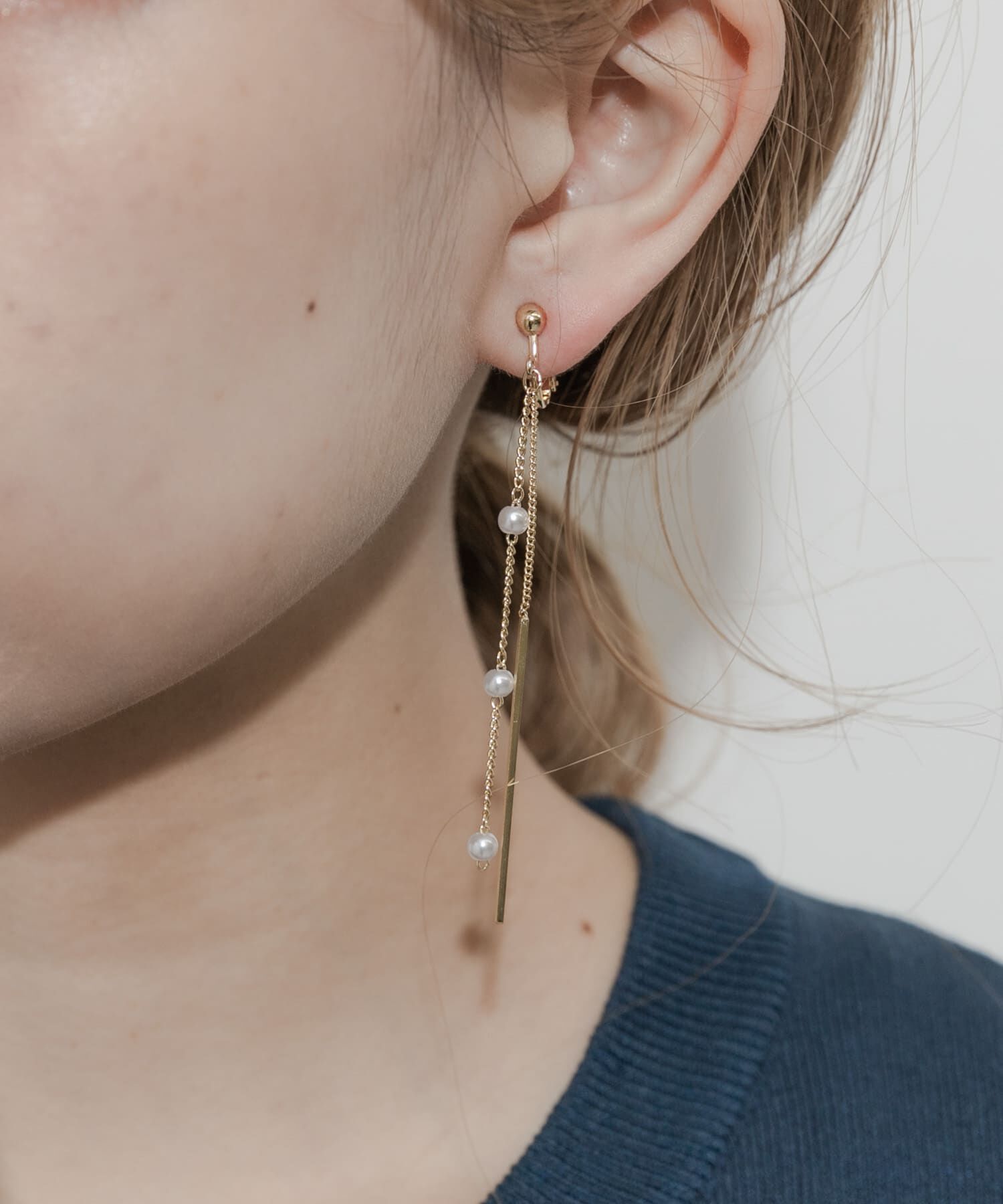 SMELLY「ミニパールチェーンイヤリング」|イヤリング|
