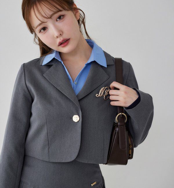 「ブローチ付きショートテーラージャケット/WEB限定リバイバル」|テーラードジャケット|