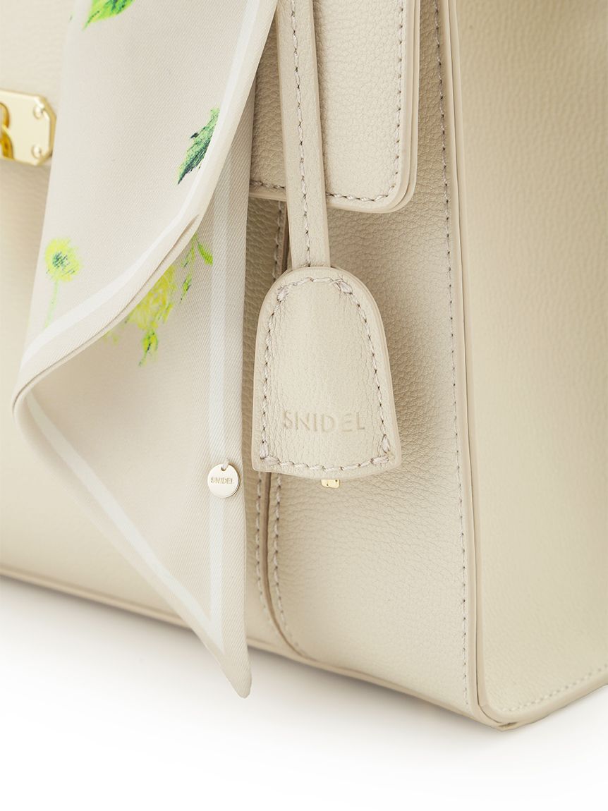 SNIDEL「スカーフパッドロックバッグ」|ハンドバッグ|