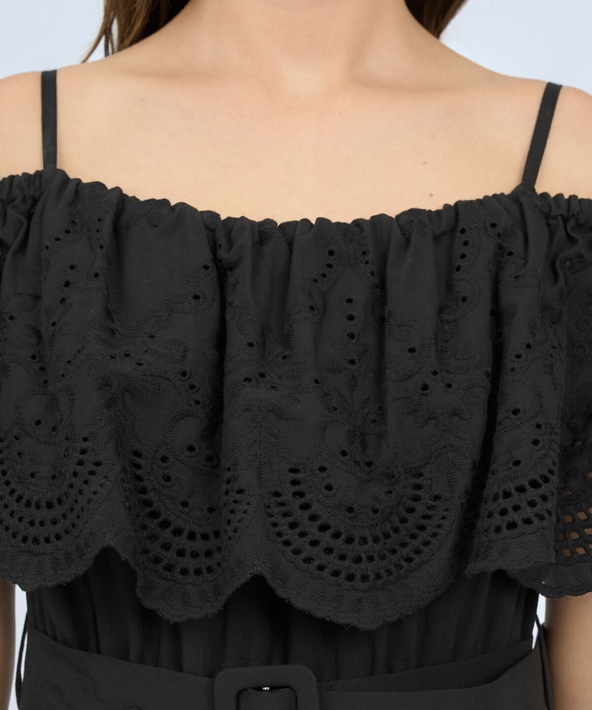 アンドクチュール「レースオフショルティアードワンピース」|ワンピース|