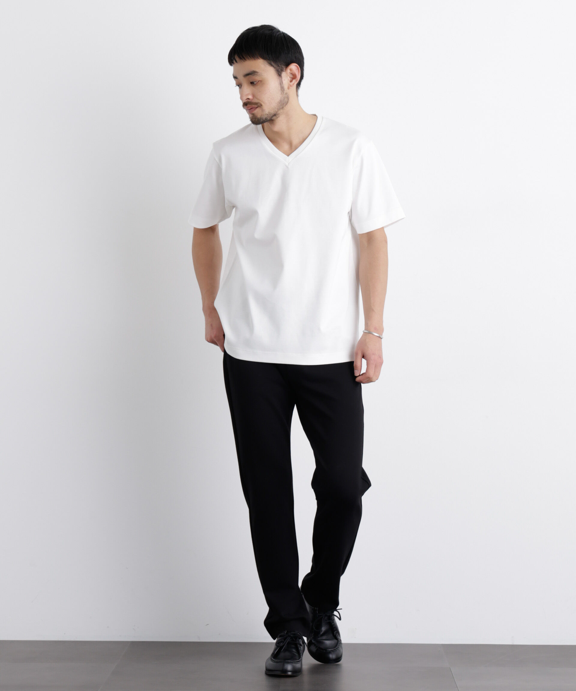nano･universe「アンチスメル Vネック Tシャツ 半袖」|Tシャツ・カットソー|