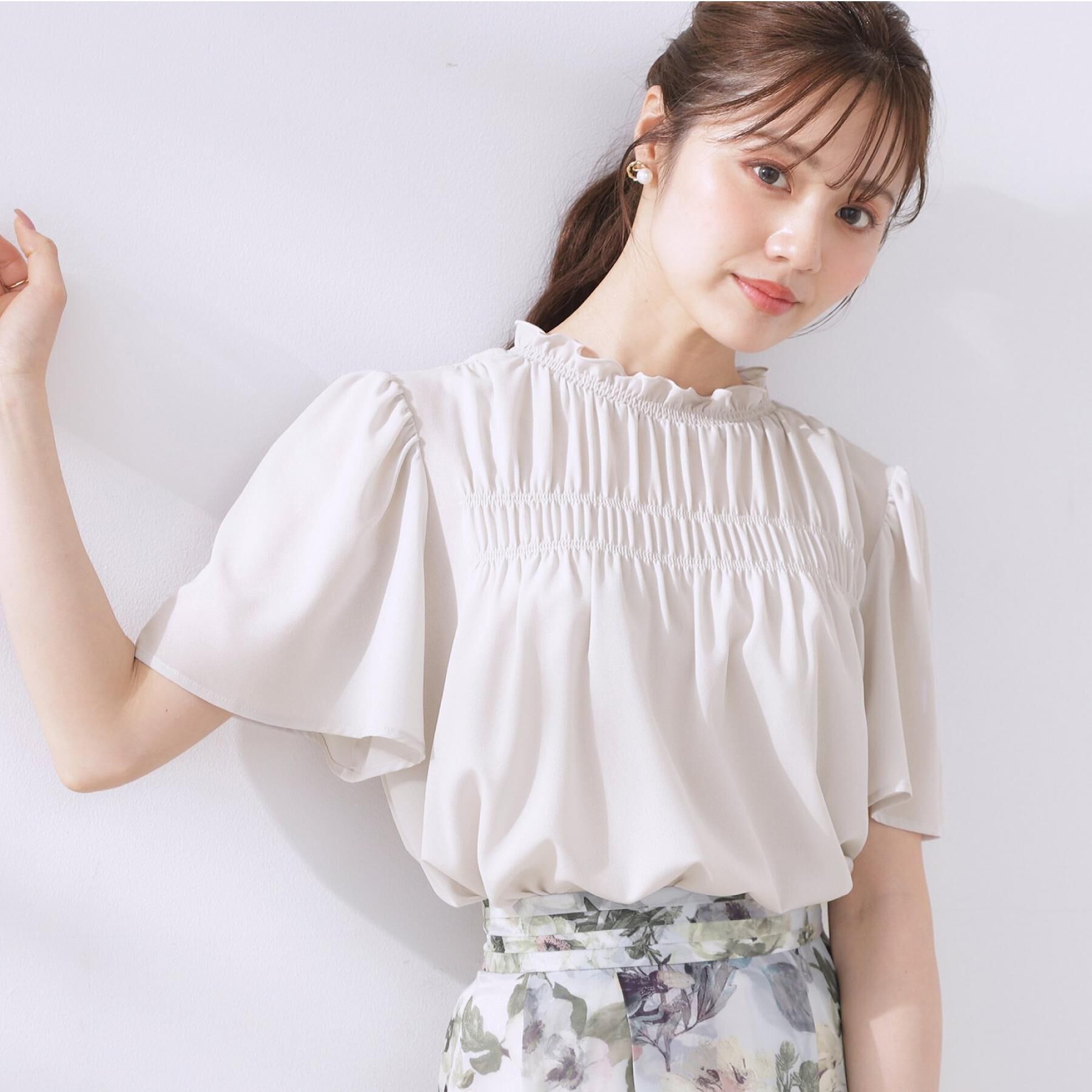 Couture broach「【二の腕カバー・通勤】シャーリングシアーブラウス」|シャツ・ブラウス|ライトグレー(011