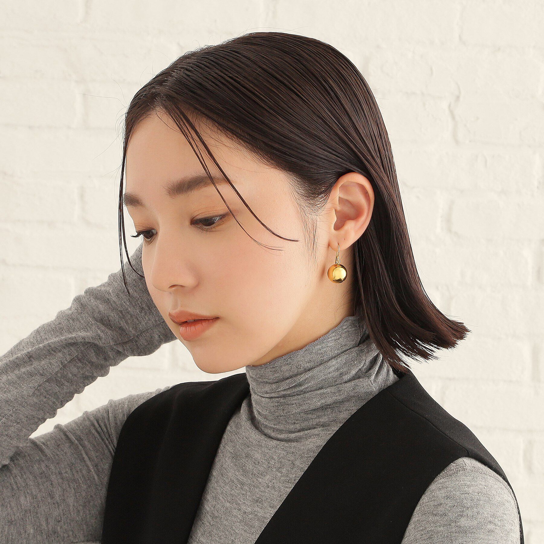 COCOSHNIK ONKITSCH「シルバー ホロウボール フックピアス GP」|ピアス|