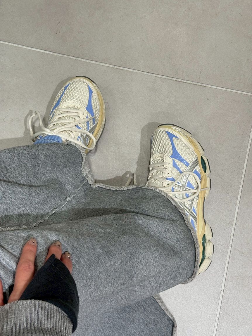  「【ASICS for emmi】GEL-CUMULUS 16」|スニーカー|