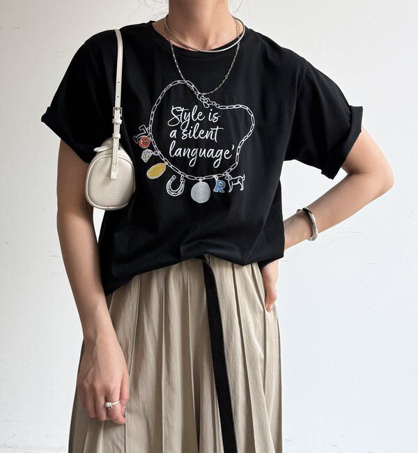  「【WEB限定】刺繍&times;プリントチャームイラストTEE」|Tシャツ・カットソー|