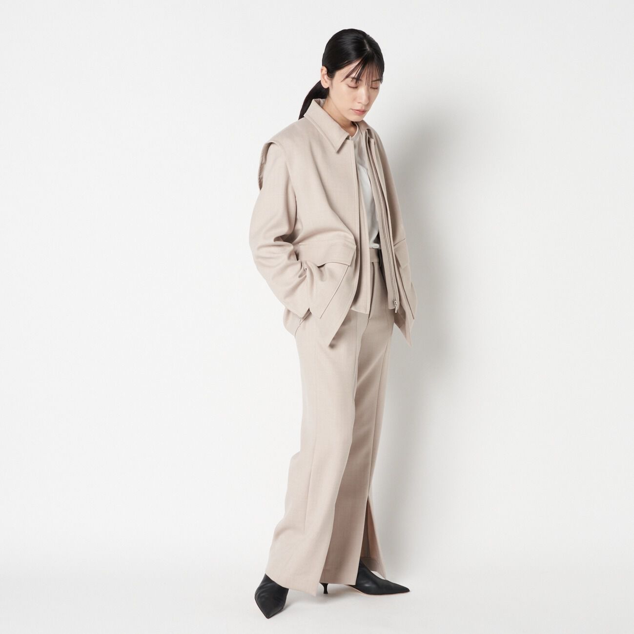 HELIOPOLE「HELIOPOLE WOOL FLARE PANTS」|チノ|