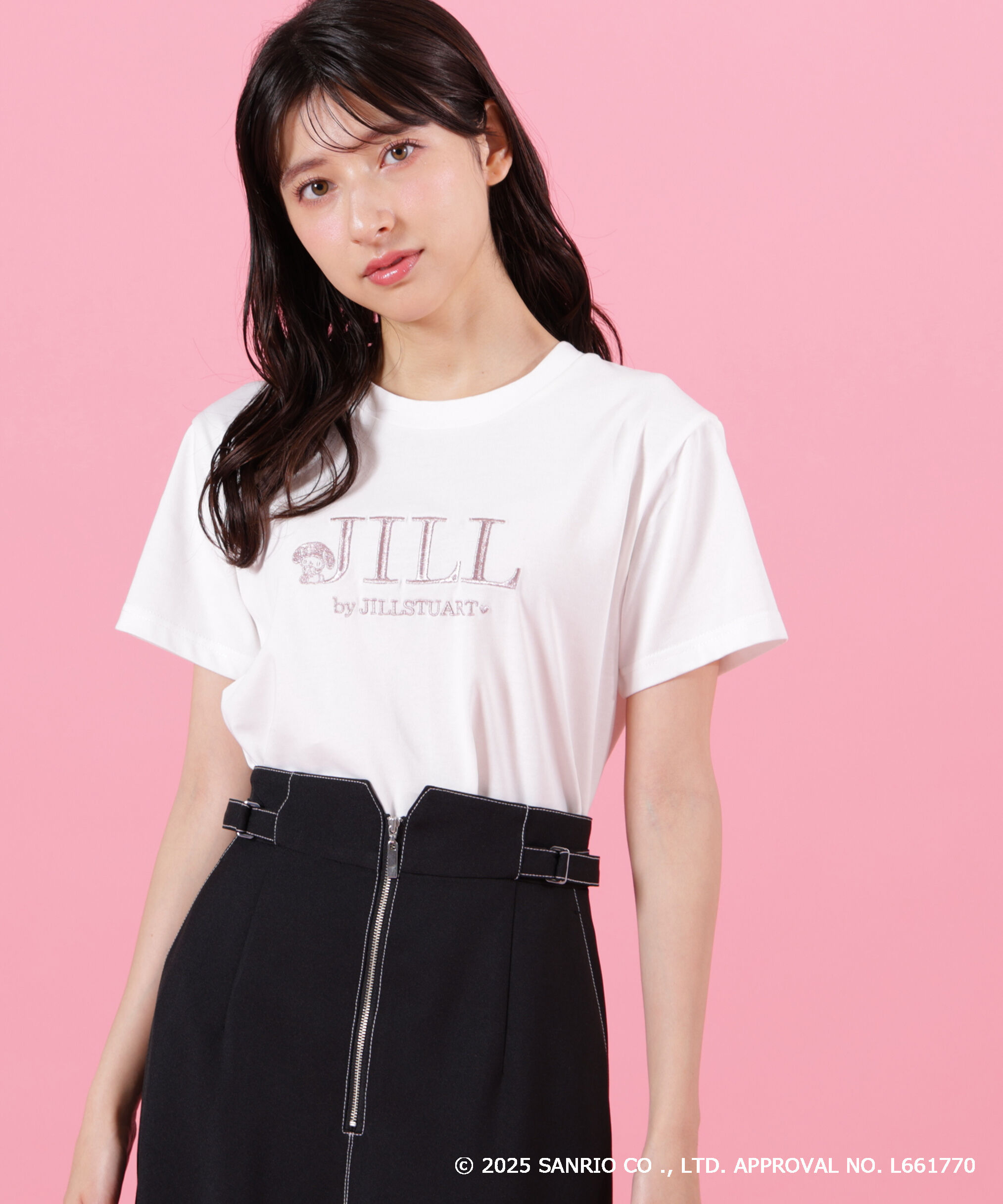  「＜マイメロディ＆クロミコラボ＞オーガニックコットン刺繍ロゴTシャツ」|Tシャツ・カットソー|