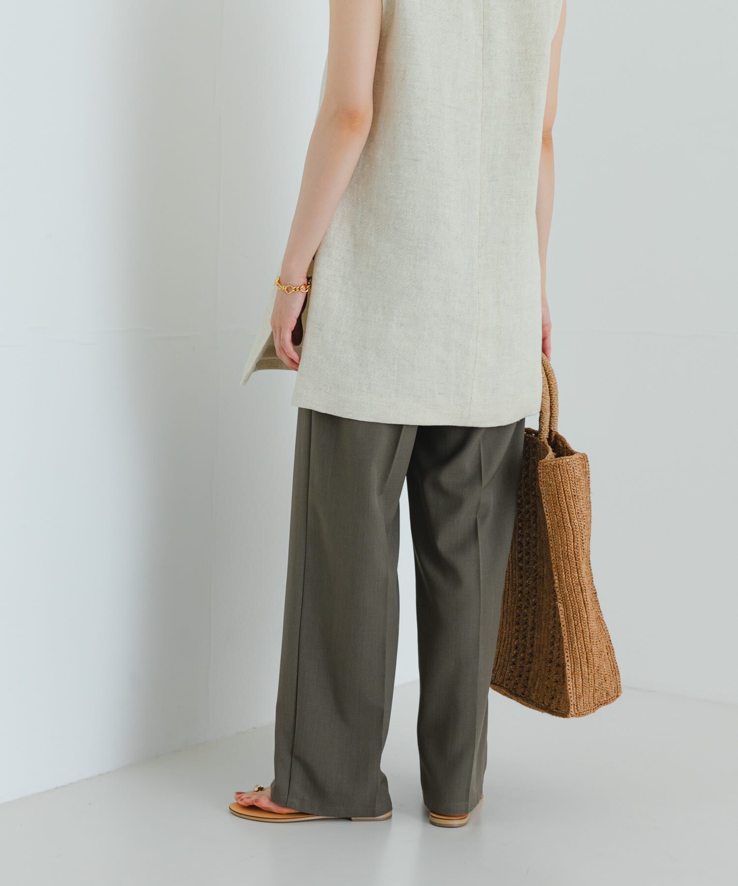 URBAN RESEARCH「『3サイズ展開』『イージーケア』ストレッチタックスラックス」|その他|