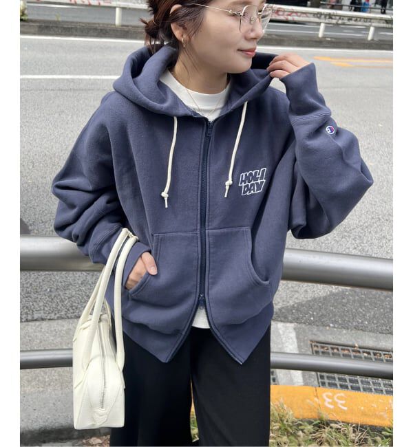 JOURNAL STANDARD「別注【CHAMPION*JOURNAL STANDARD by HOLIDAY】ZIP HOODIE」|パーカー|ネイビー