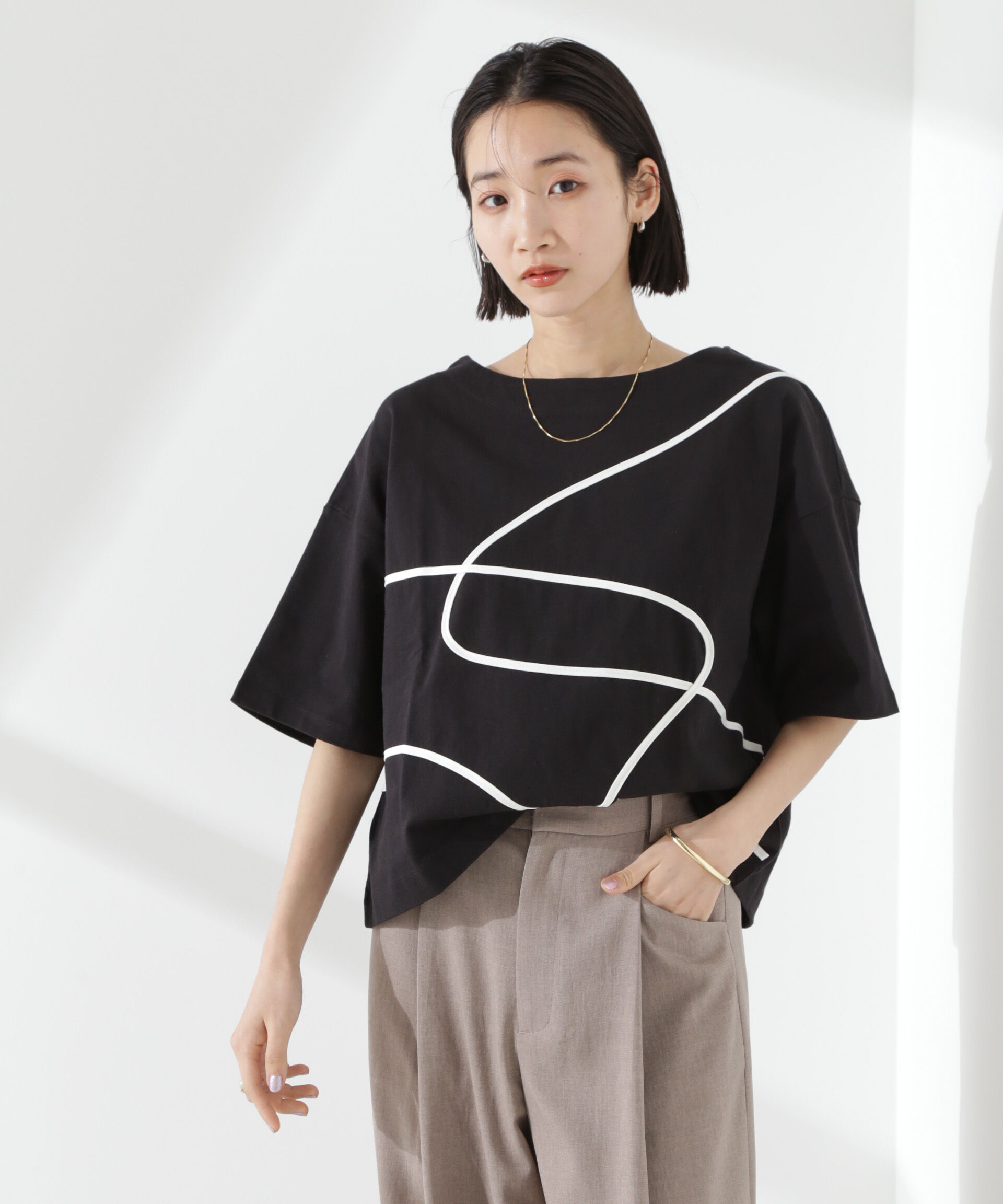 nano･universe「コード刺繍クルーネックカットトップス」|Tシャツ・カットソー|ブラック