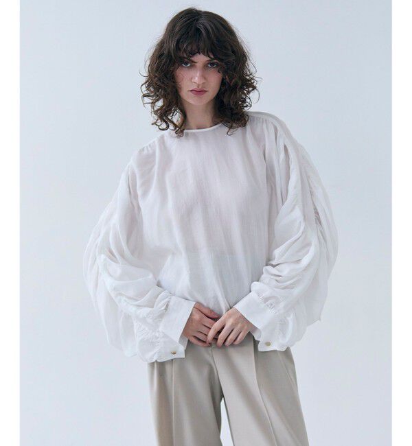 BEIGE,「【洗える】PAULINE / タックギャザーリネンボリュームブラウス」|シャツ・ブラウス|White