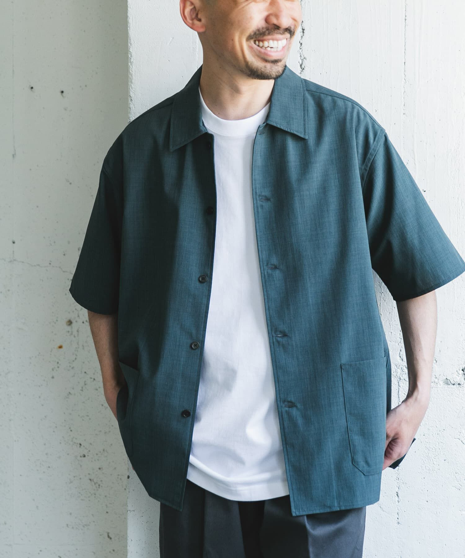 URBAN RESEARCH DOORS「『XLサイズ/WEB限定』『UR TECH DRYLUXE』SHORT-SLEEVE SHIRTS」|シャツ・ブラウス|