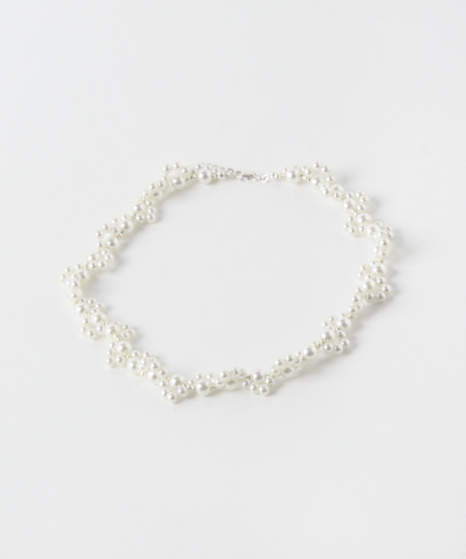 URBAN RESEARCH「decor『デコール』　FLOWER PEARL BEADSCHOKER」|ネックレス|ホワイト系その他