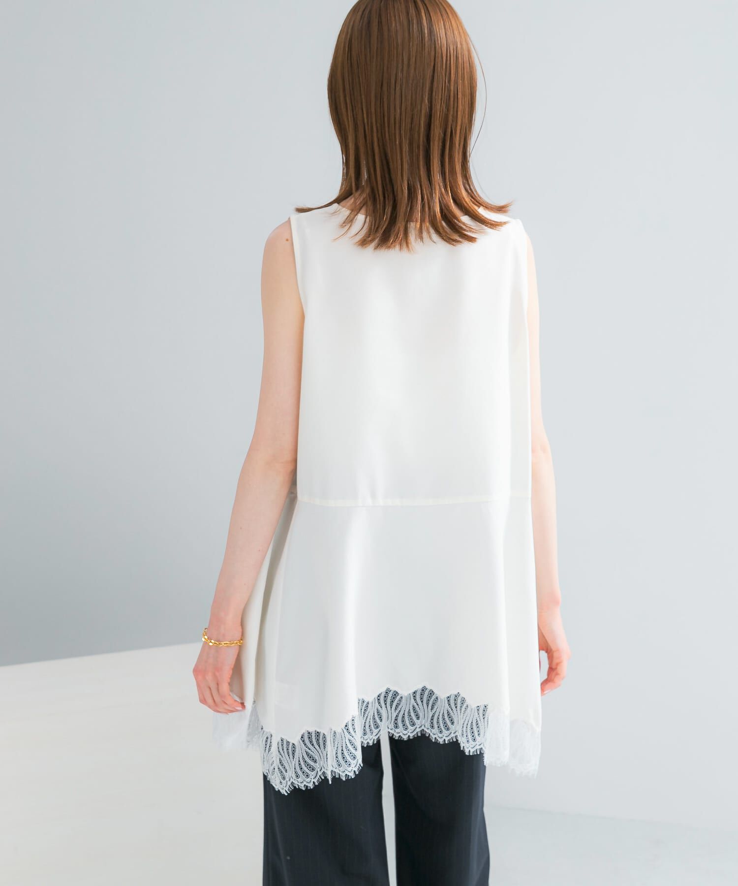 URBAN RESEARCH ROSSO「CHIGNON　ヘムレースサテンタンクトップ」|タンクトップ|