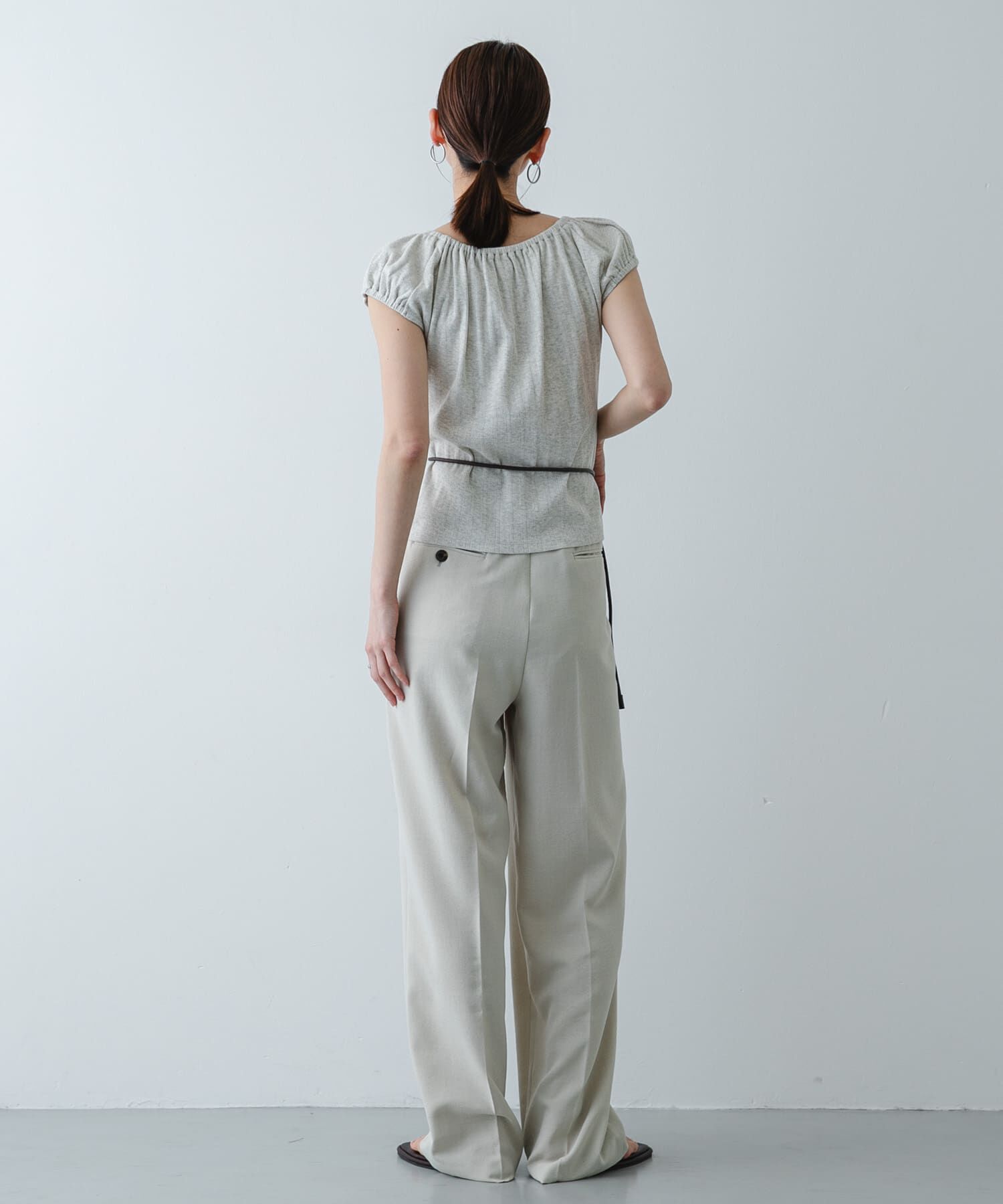 SENSE OF PLACE by URBAN RESEARCH「ギャザーネックカットトップ」|Tシャツ・カットソー|
