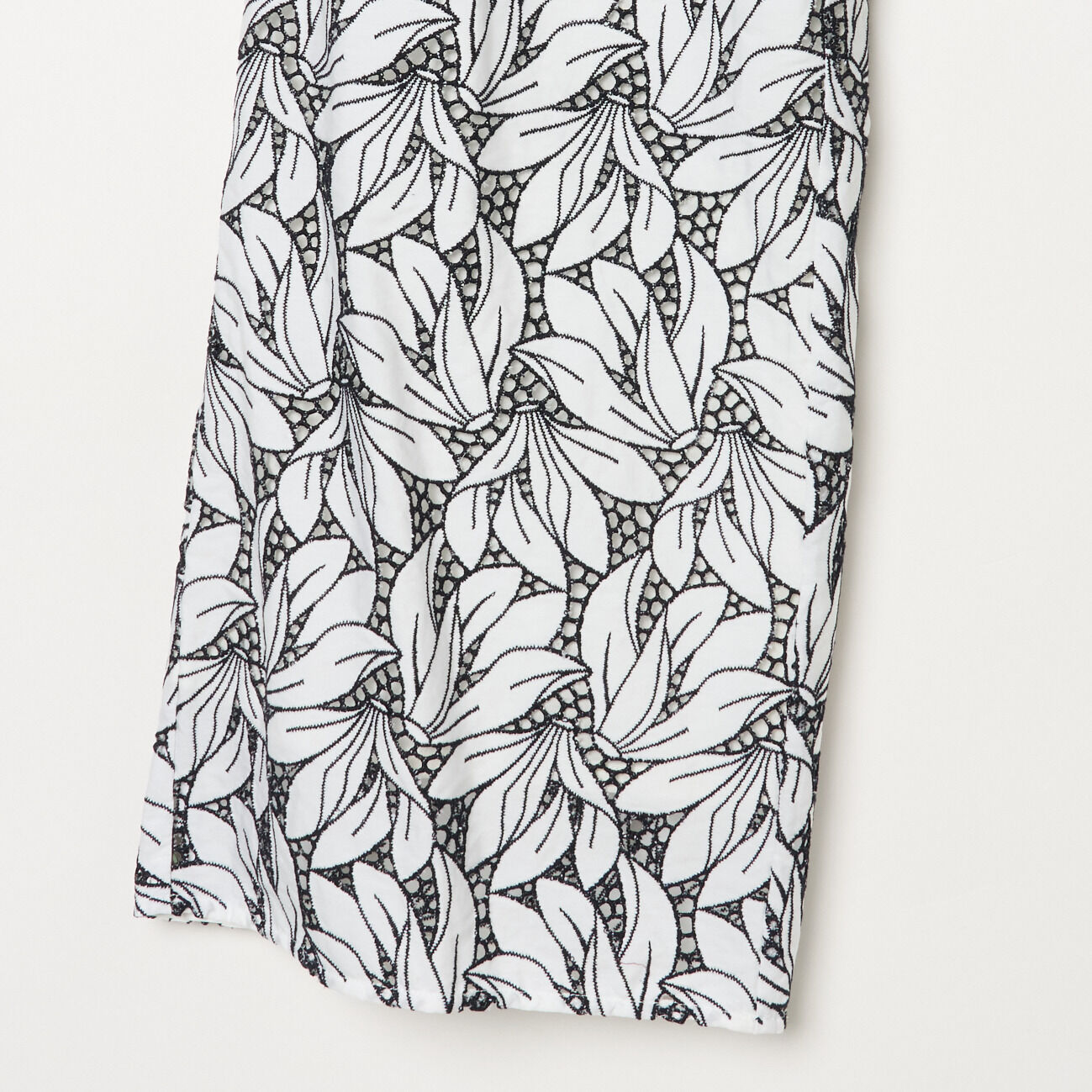  「TICCA FLOWER LACE PANTS」|チノ|