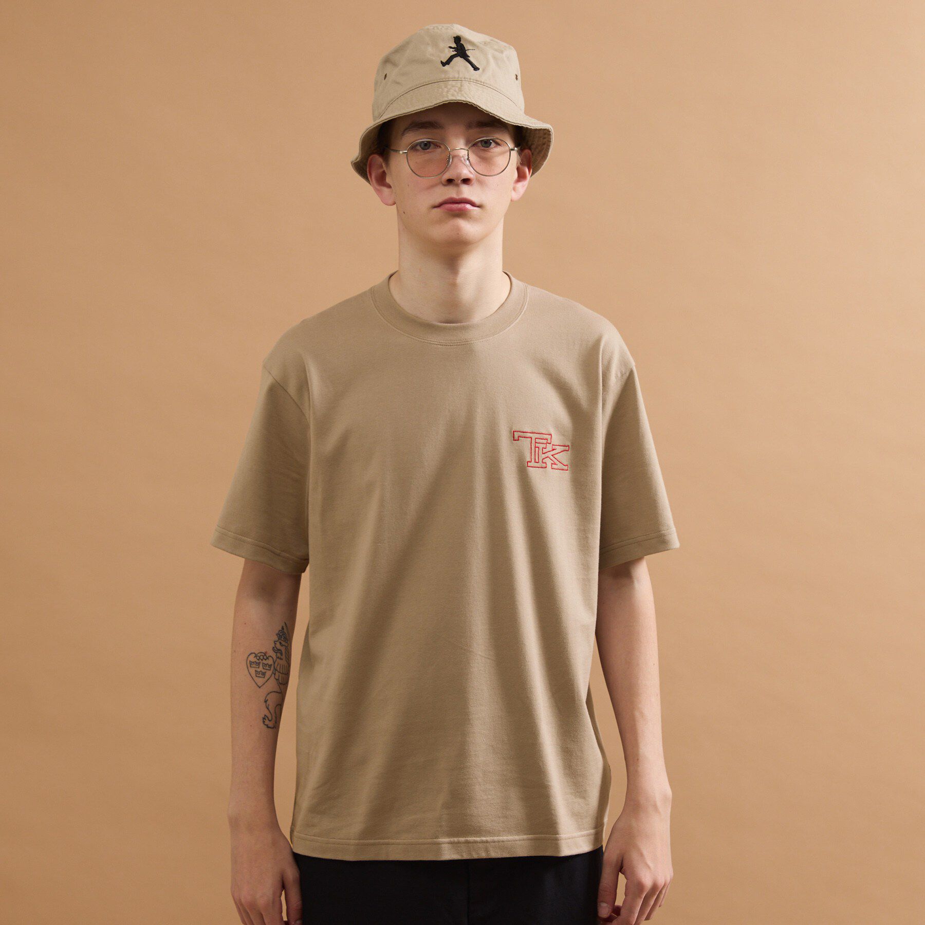 40CARATS&525「【Sサイズ～】TKワンポイント刺繍半袖Tシャツ」|Tシャツ・カットソー|
