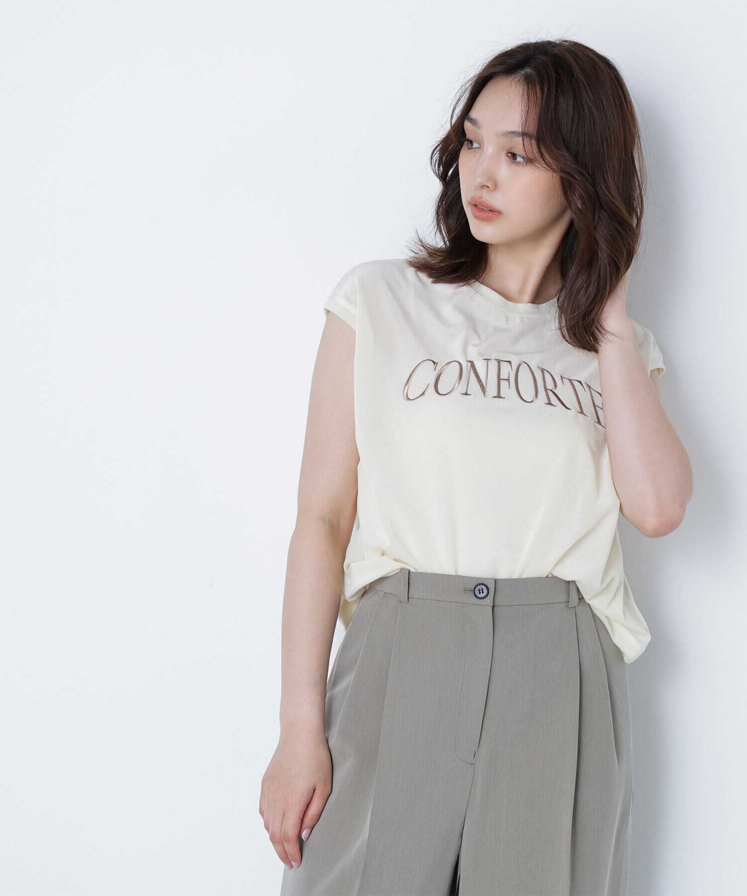  「ベロアロゴ刺繍トップス」|Tシャツ・カットソー|