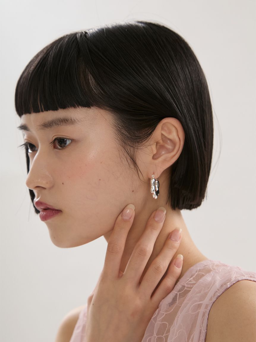 emmi atelier「フラワーフリルワンタッチピアス」|ピアス|