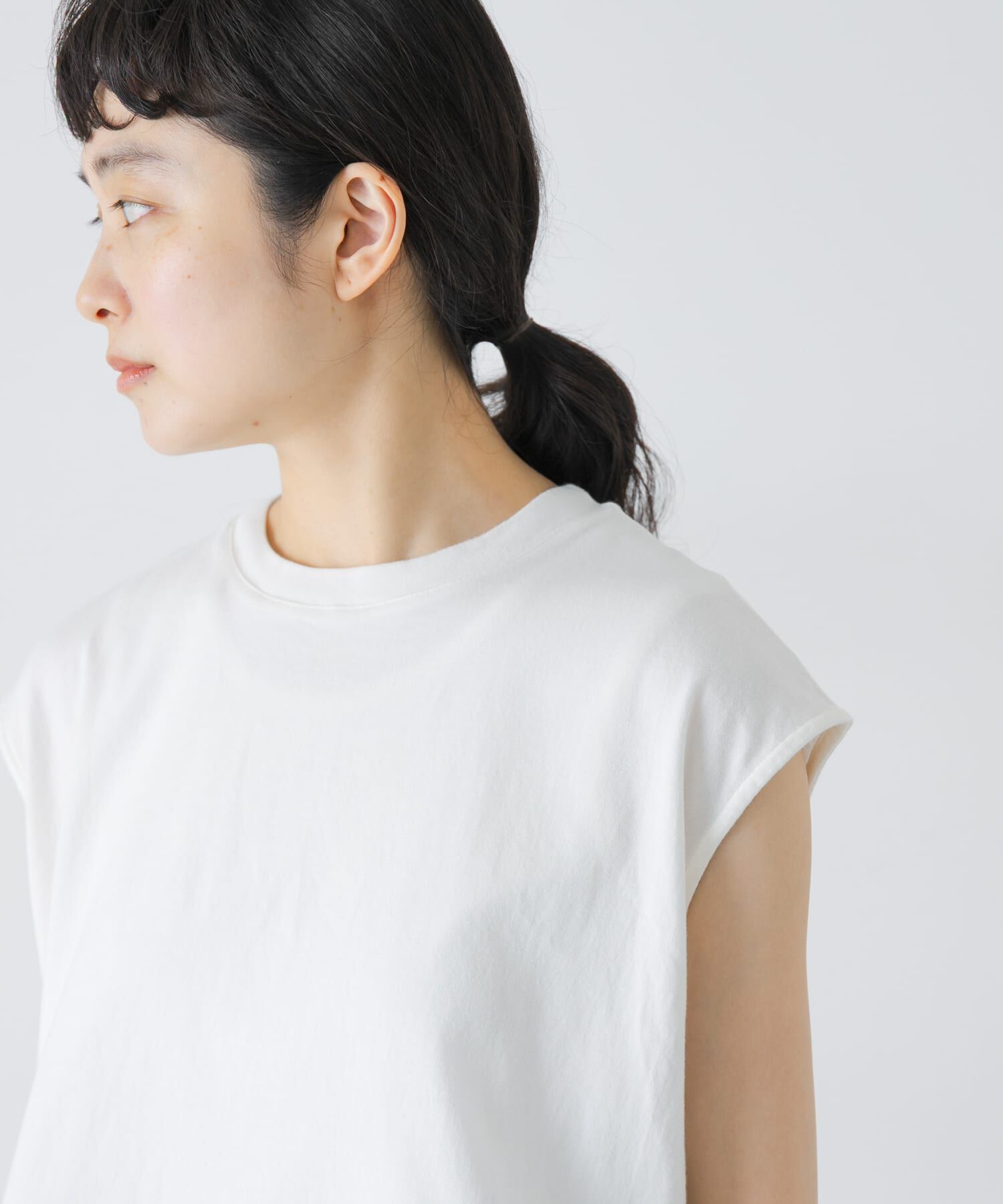 かぐれ「裾フリルノースリーブインナーカットソー」|Tシャツ・カットソー|