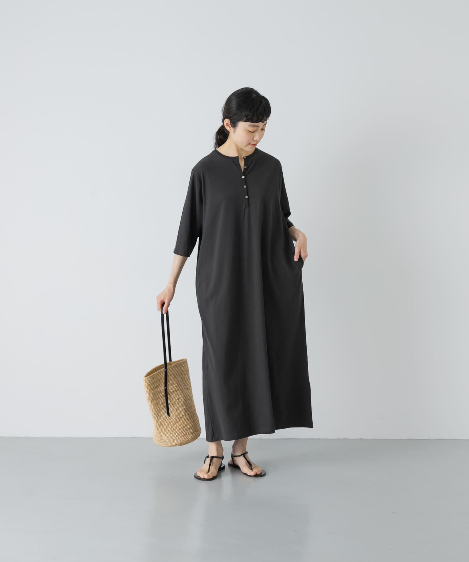 かぐれ「『2サイズ展開』ヘンリーカットワンピース」|ワンピース|