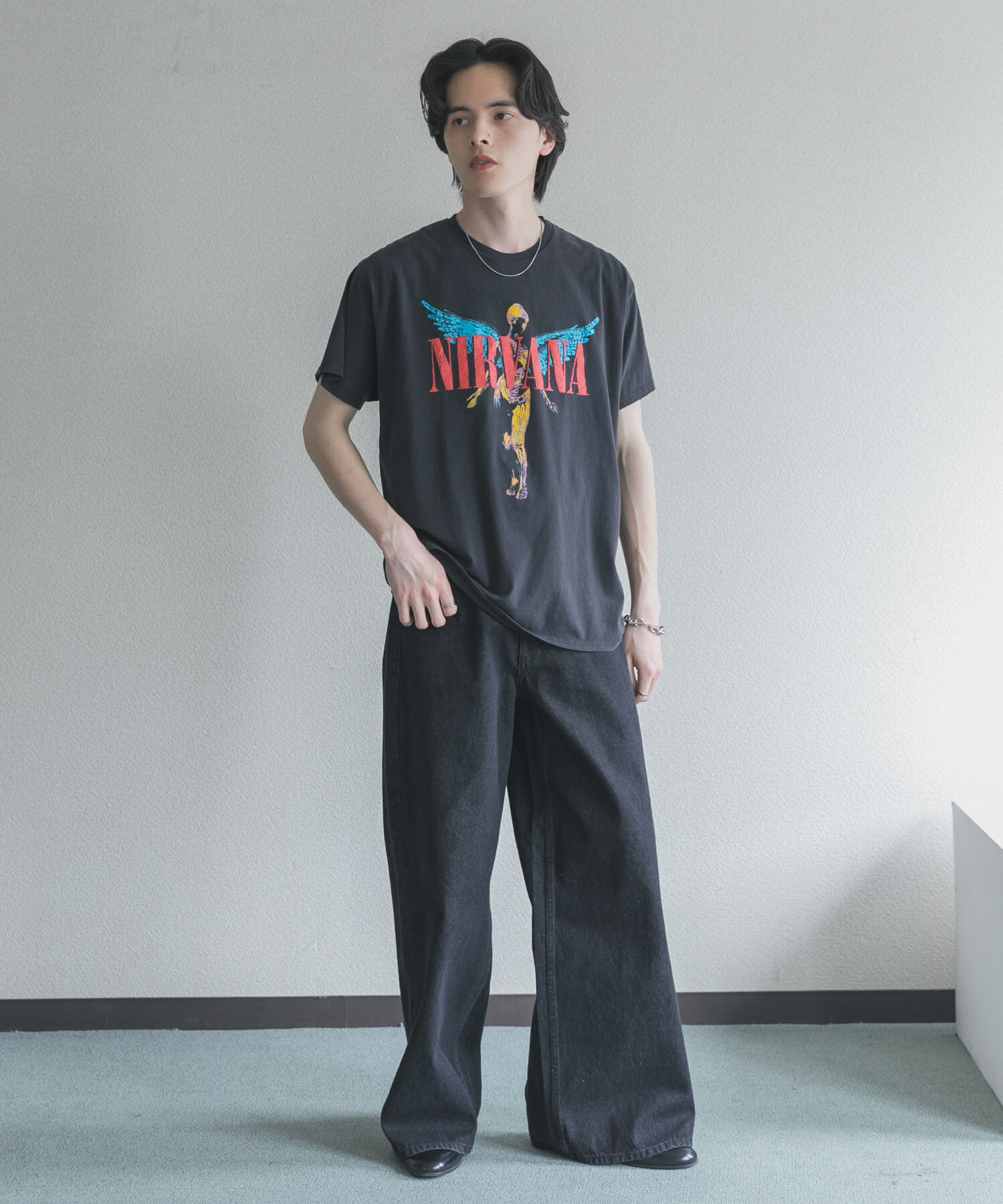 SENSE OF PLACE by URBAN RESEARCH「THRIFTY LOOK　NIRVANA IN UTERO フェードTシャツ」|Tシャツ・カットソー|