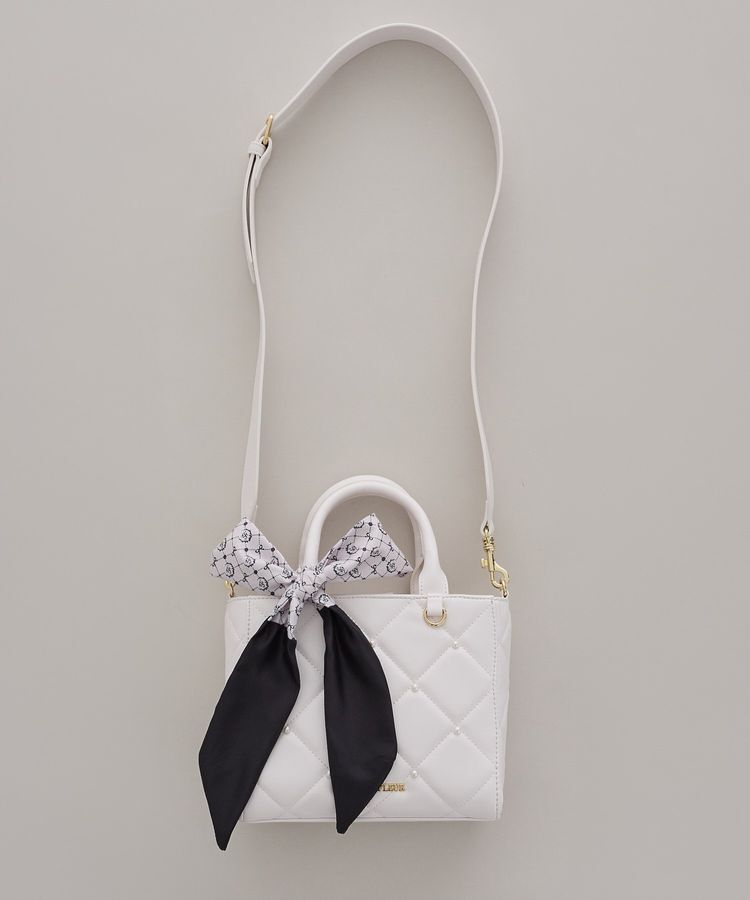 Maison de FLEUR「【スカーフ付き/2Way】パールキルティングトートバッグ」|ハンドバッグ|ライトピンク