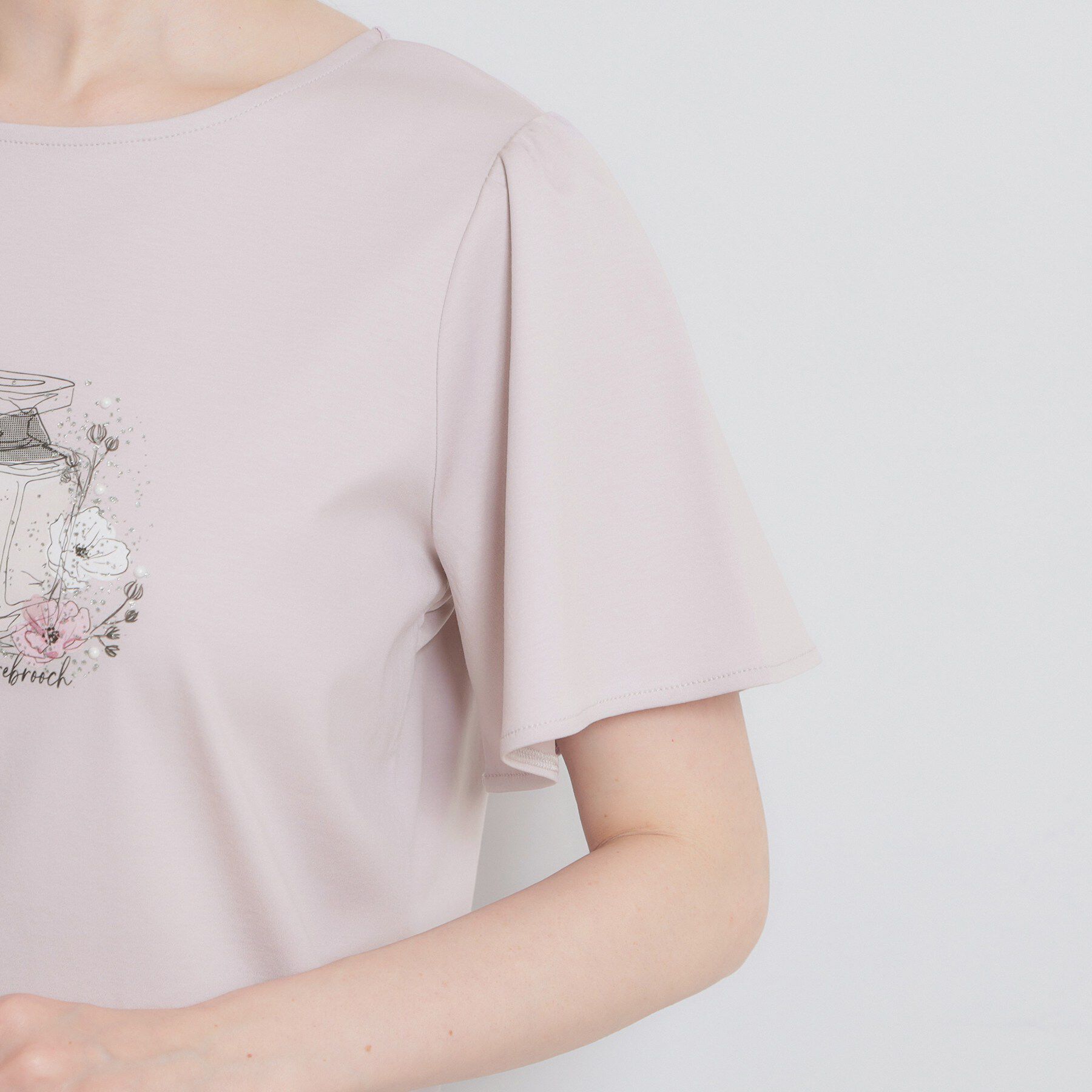 Couture broach「【接触冷感・UVカット】パフュームプリントTシャツ」|Tシャツ・カットソー|