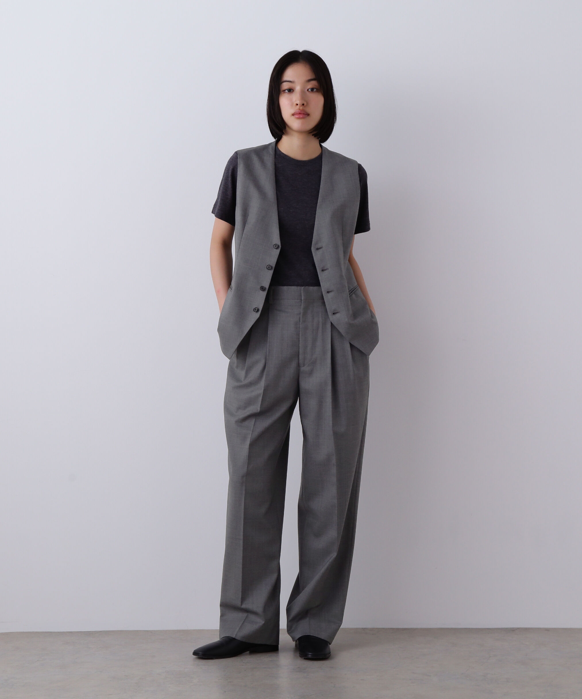 YLEVE 「YLEVE / SUPER120'S CHAMBRAY WOOL VEST」|ブルゾン・スタジャン|