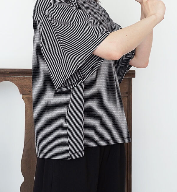 オローネ「オオカミとモリーヌの想い出&ldquo;カットソー&rdquo;」|Tシャツ・カットソー|