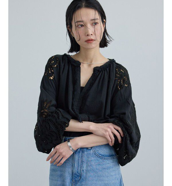 SALON adam et rope'「【WEB限定】カットワークエンブロイダリーブラウス」|シャツ・ブラウス|ブラック(01)