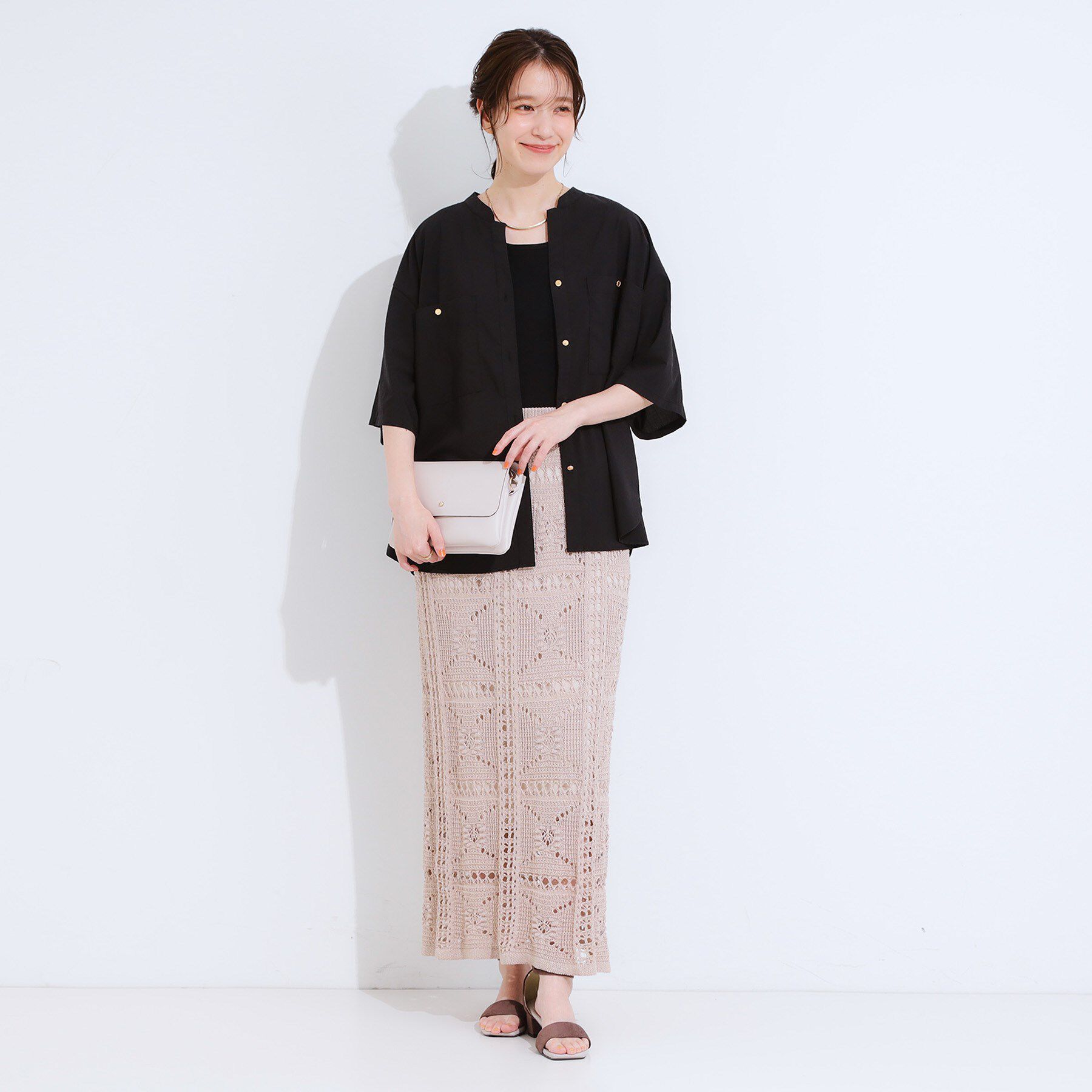 SHOO･LA･RUE「【S-LL】大人の抜け感 ビックポケット Vネックシャツ」|シャツ・ブラウス|
